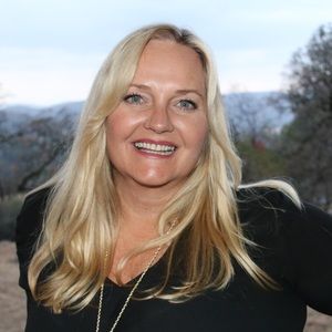 Meet your Posher, Jane